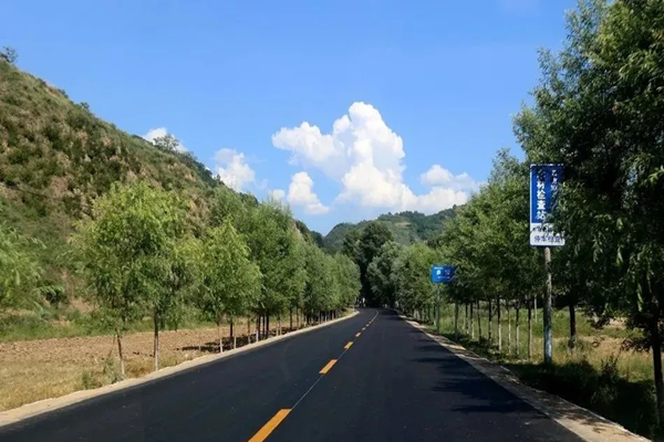 廠溪鎮(zhèn)雙山村、黑石村貧困戶人戶路硬化工程(2019年扶貧項(xiàng)目)